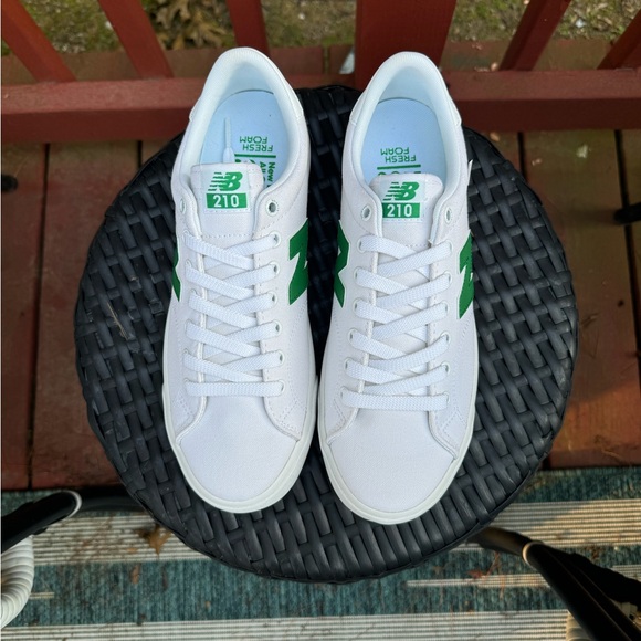 NWT NewBalance 210s - Picture 3 of 5